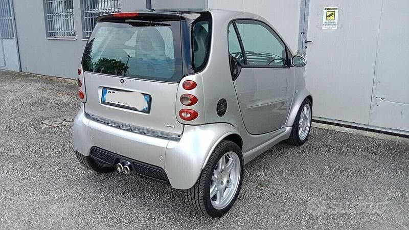 Usata Smart ForTwo Coupé Brabus 75 CV (55 kW) 2004 Grigio Coupé