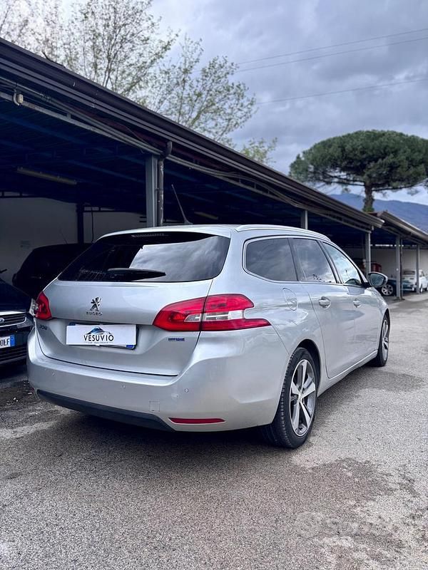 Usata Peugeot 308 Allure 120 CV (88 kW) 2016 Grigio Station wagon