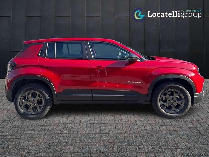 Nuova Jeep Avenger Longitude 101 CV (74 kW) 2025 Ruby SUV