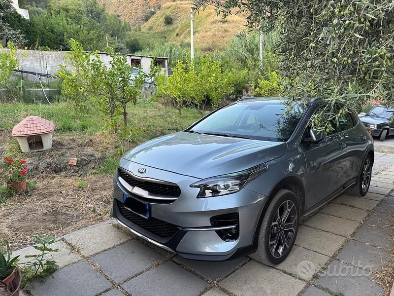 Usata Kia XCeed Style 115 CV (84 kW) 2020 Grigio SUV
