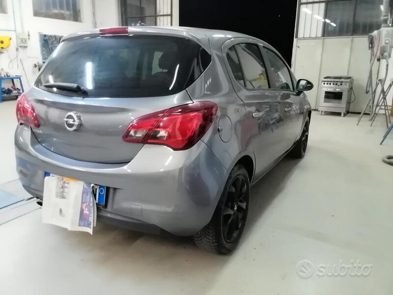 Usato 2018 Opel Corsa 1.4 Benzin 75 CV (10.000 €)