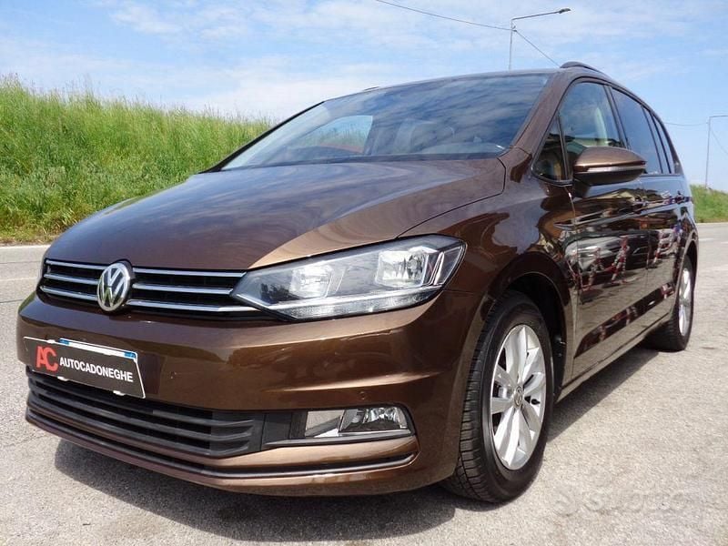 Usata VW Touran 150 CV (110 kW) 2018 Grigio Monovolume
