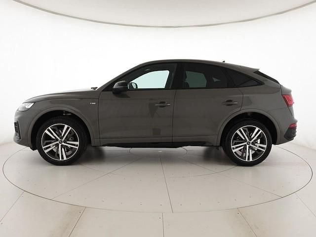 Usata Audi Q5 Sportback S-Line 204 CV (150 kW) 2024 Grigio chronos metallizzato SUV