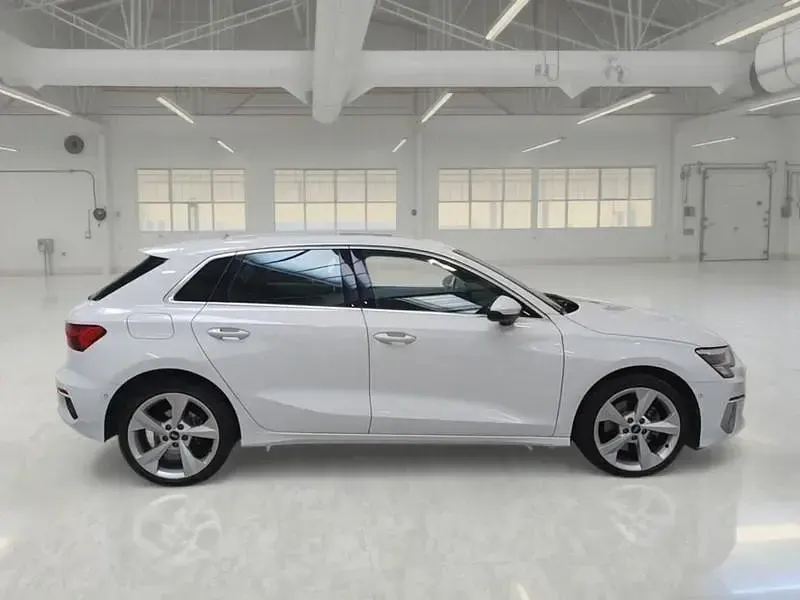 Usata Audi A3 Advanced 149 CV (109 kW) 2021 Bianco Berlina
