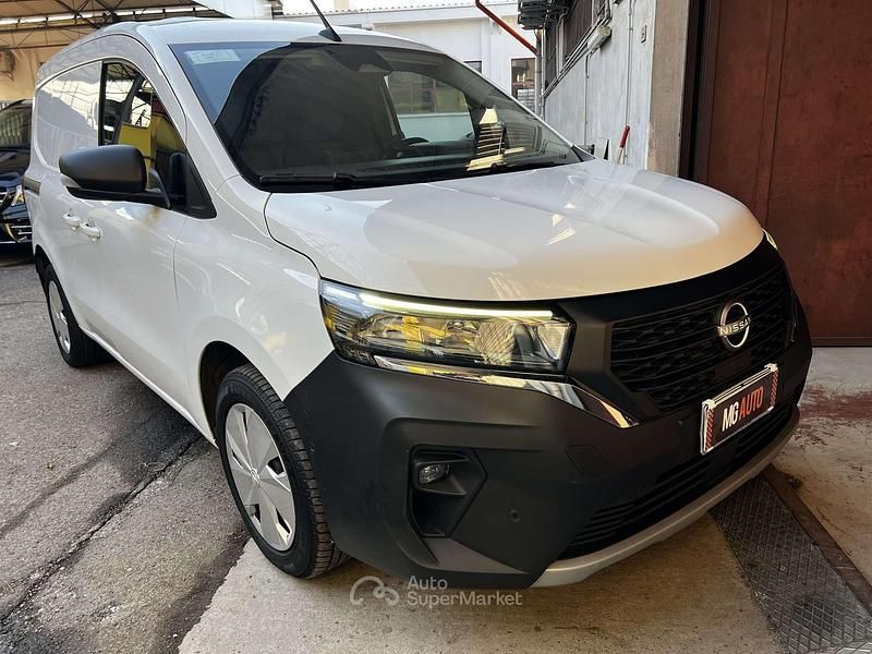Usata Nissan Townstar 131 CV (96 kW) 2022 Bianco Furgone