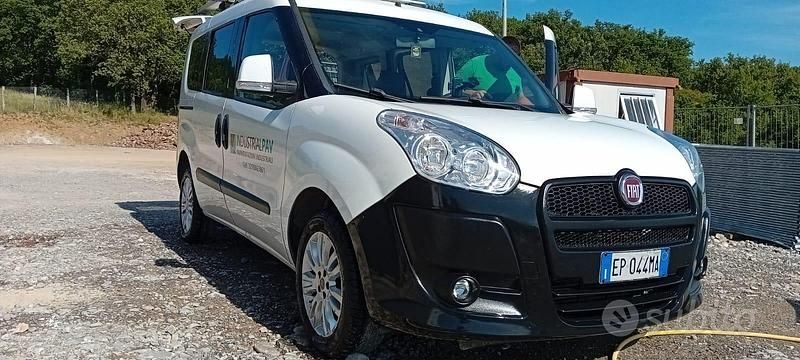 Usata 2012 Fiat Doblò Monovolume | 2400 € (Super prezzo) - Immagine 1/4