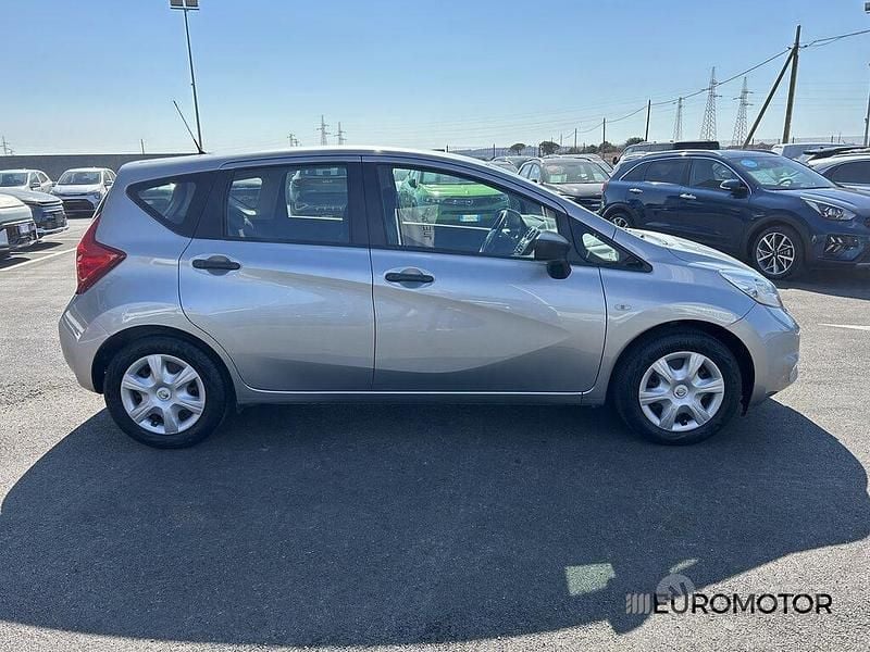 Usata Nissan Note Visia 80 CV (58 kW) 2015 Argento Monovolume