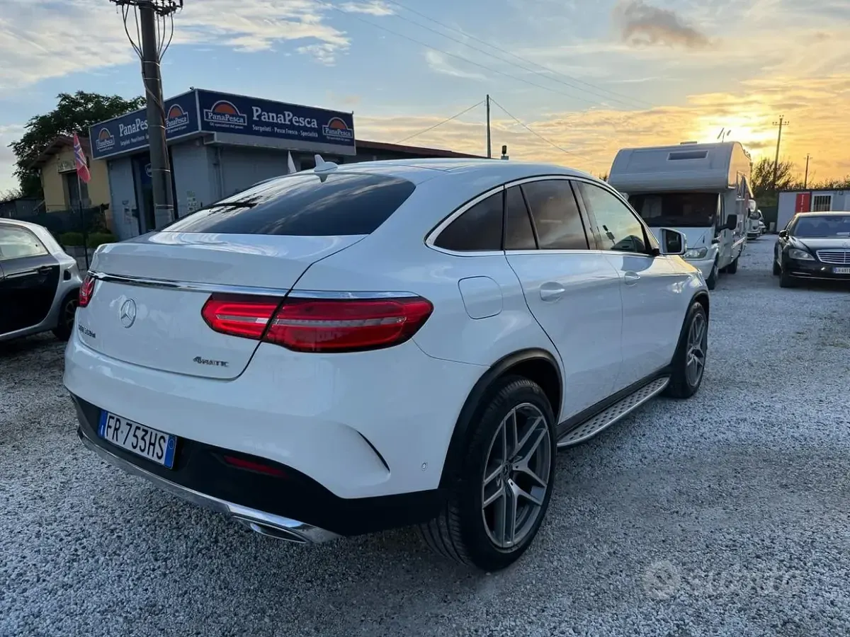 Begagnad Mercedes GLE350 Premium Plus 258 HK (189 kW) 2018 Vit Sportkupé