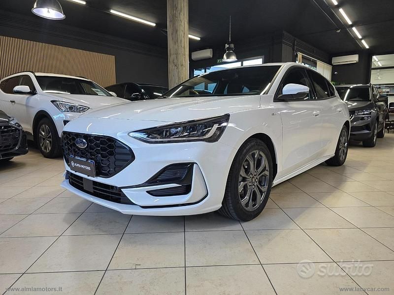 Nuova Ford Focus ST 125 CV (91 kW) 2025 Bianco Berlina