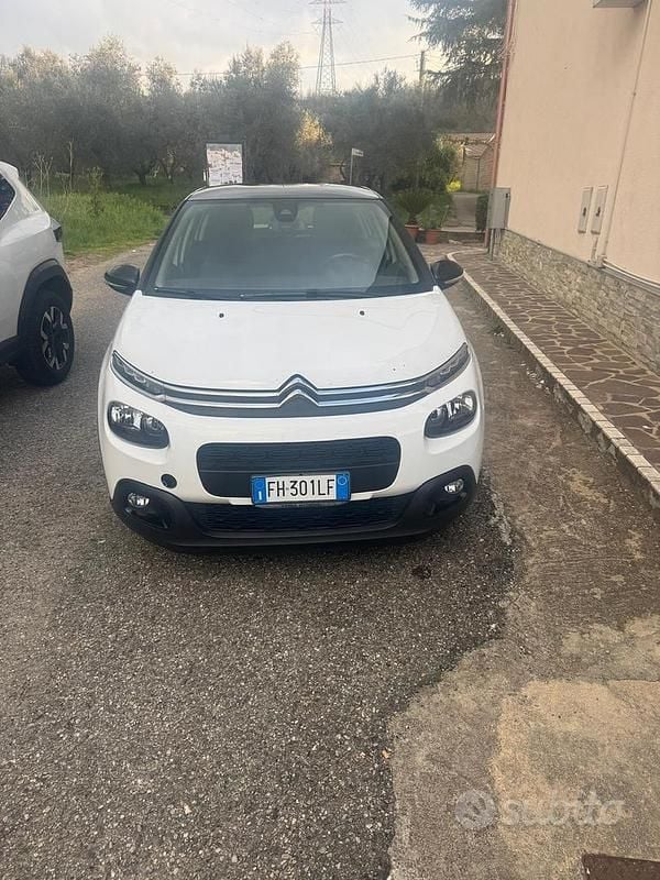 Usata Citroën C3 Shine 75 CV (55 kW) 2017 Berlina