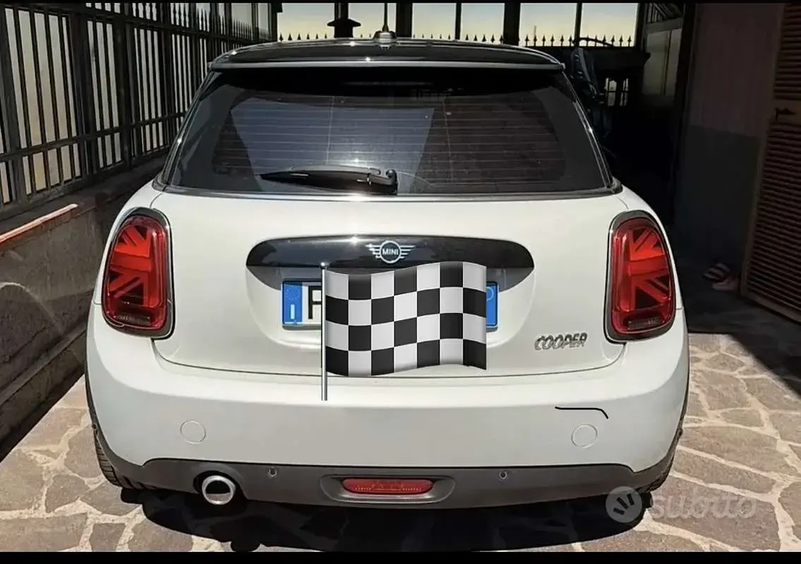 Usata Mini Cooper 136 CV (100 kW) 2020 Grigio Utilitaria