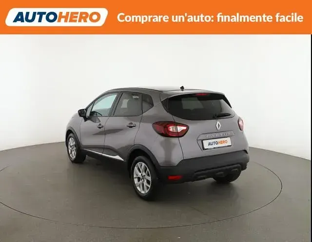 Usata Renault Captur 90 CV (66 kW) 2019 Nero SUV