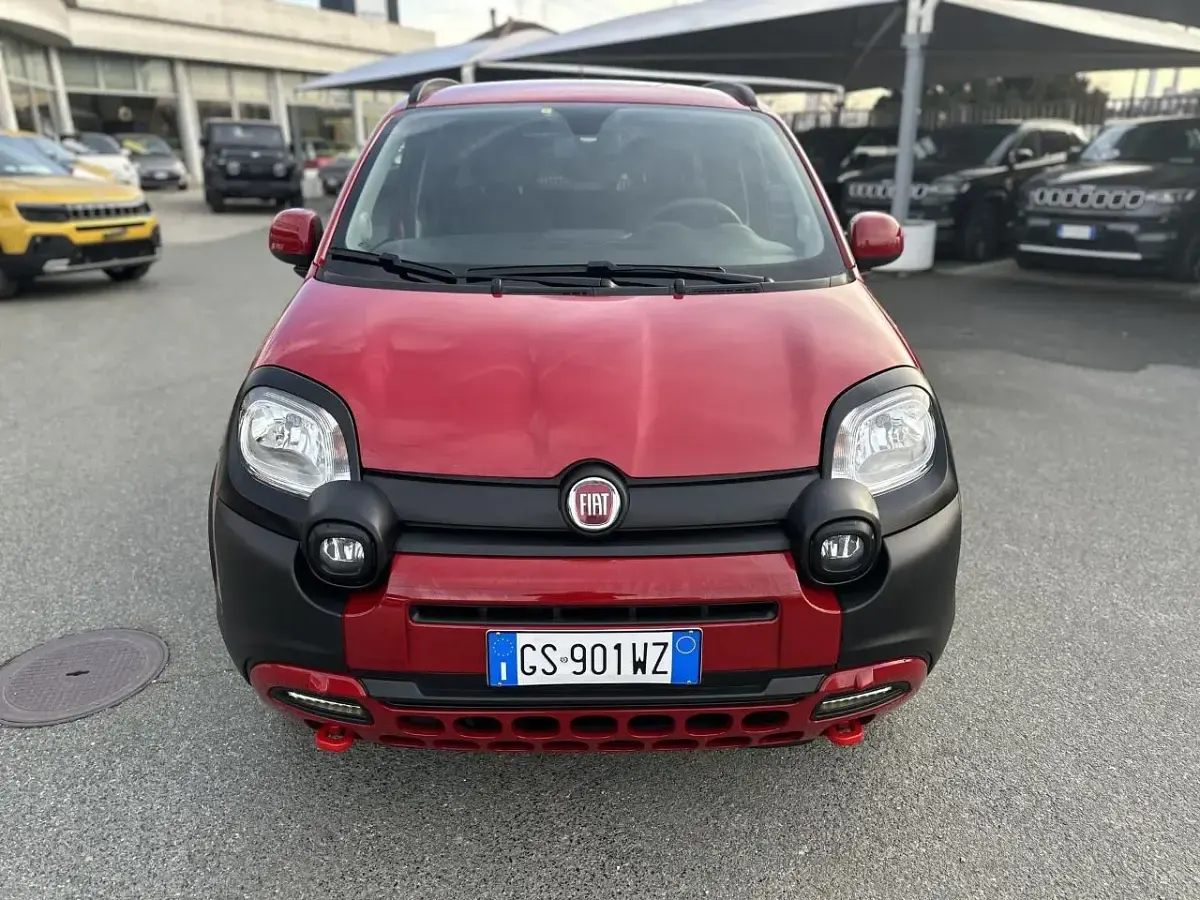 Usata Fiat Panda Cross Cross 70 CV (51 kW) 2024 Rosso Utilitaria