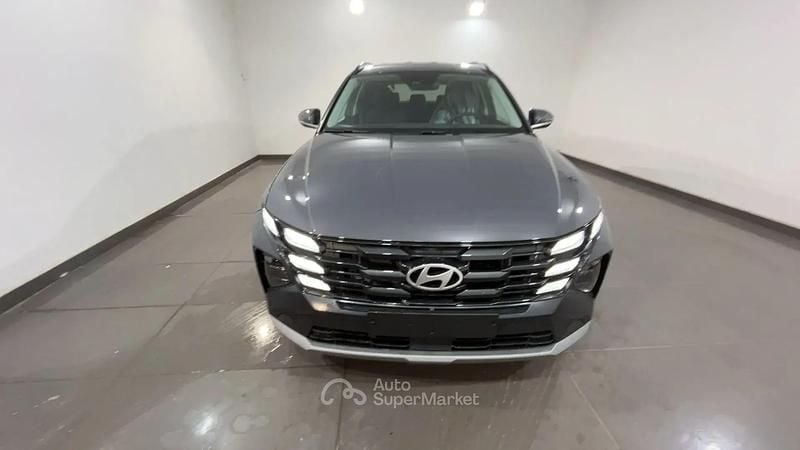 Nuova Hyundai Tucson 179 CV (131 kW) 2026 Gray SUV