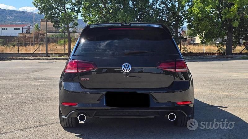 Usata VW Golf VII GTI 245 CV (180 kW) 2017 Nero Berlina