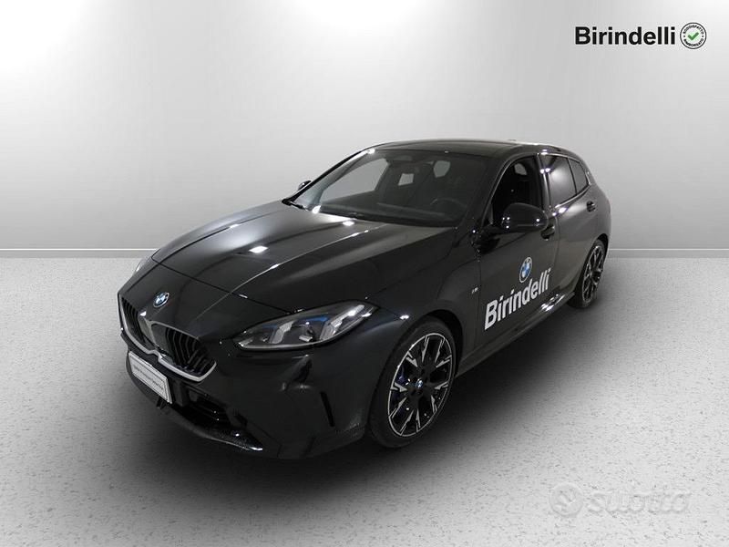 Usata BMW 120 Comfort Edition 150 CV (110 kW) 2024 Skyscraper grey metallic Utilitaria