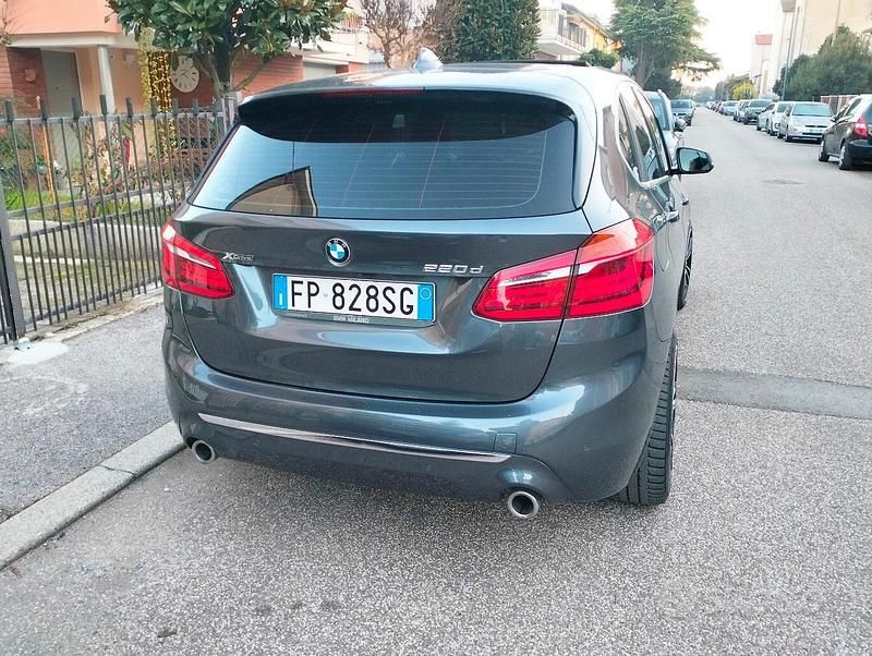 Usata BMW 220 Active Tourer Luxury Line 2018 Grigio Monovolume