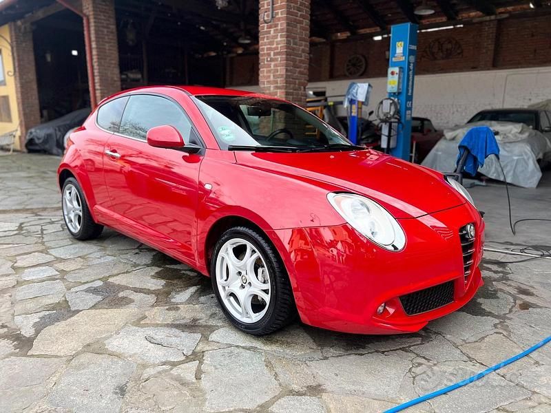 Usata Alfa Romeo MiTo Distinctive 155 CV (114 kW) 2009 Rosso Utilitaria