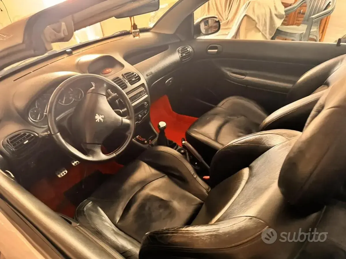 Usata Peugeot 206 109 CV (80 kW) 2003 Grigio Cabrio