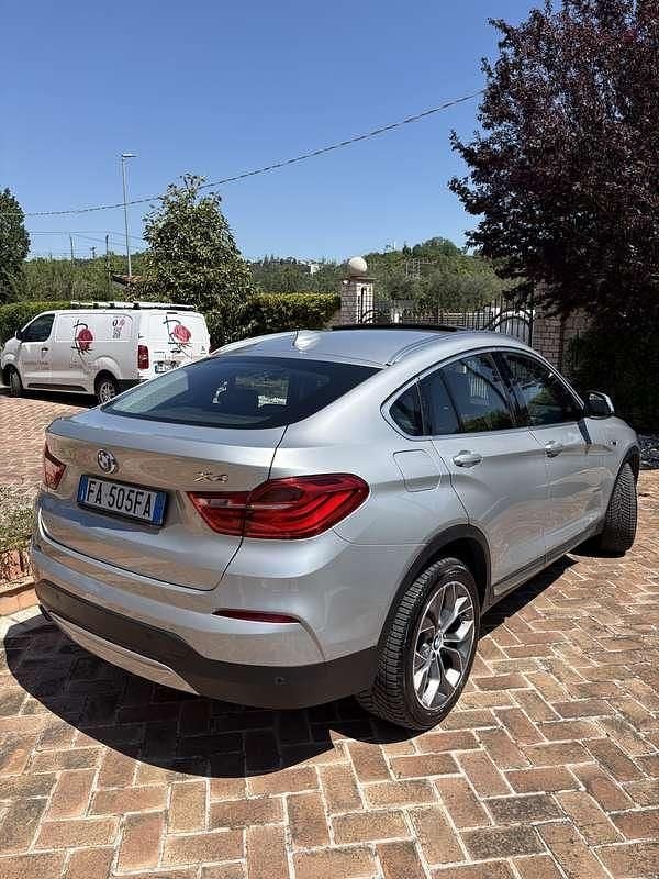 Usata BMW X4 xLine 258 CV (189 kW) 2015 Grigio SUV