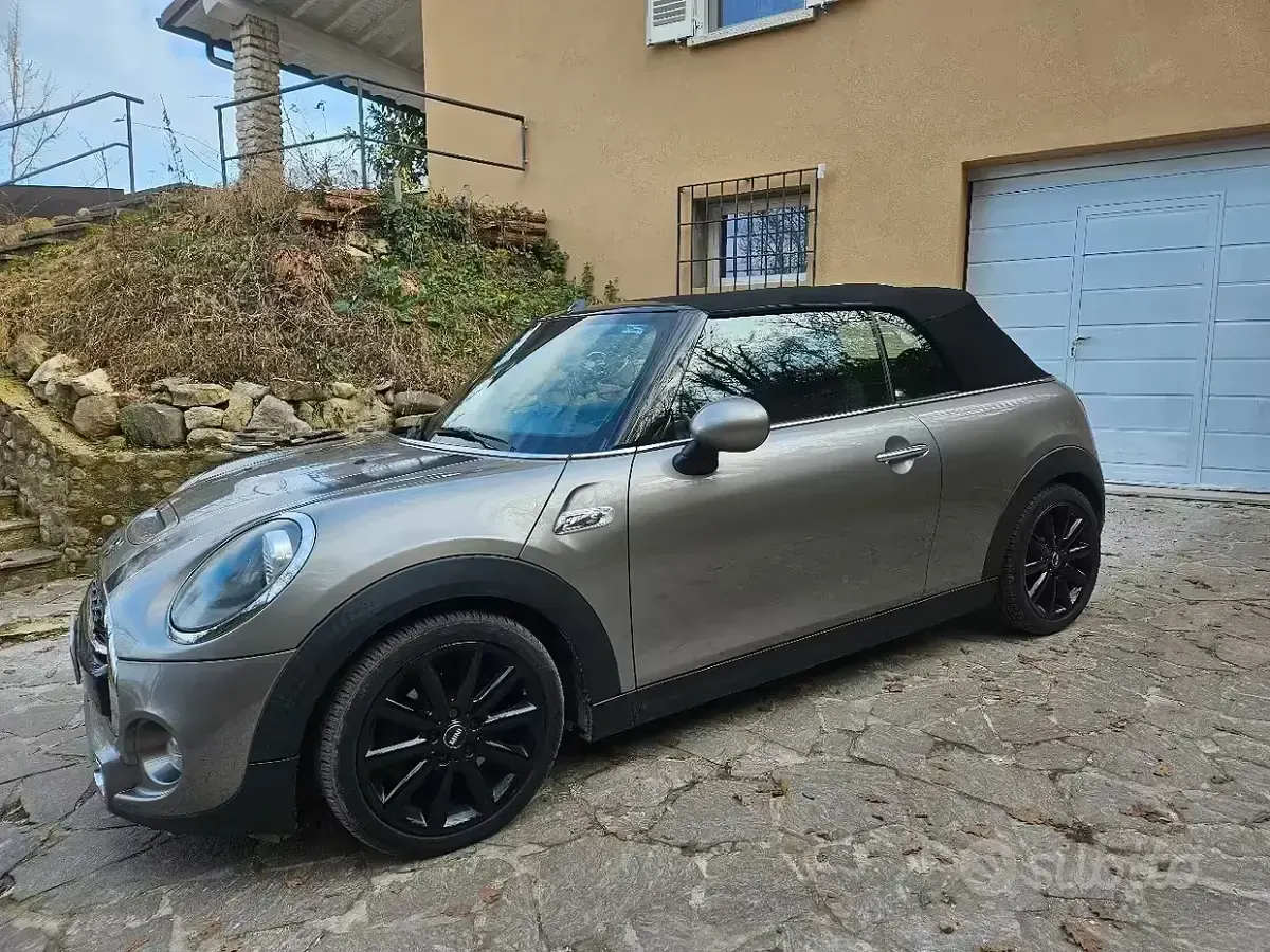 Usata Mini Cooper S Cabriolet 192 CV (141 kW) 2018 Grigio Cabrio