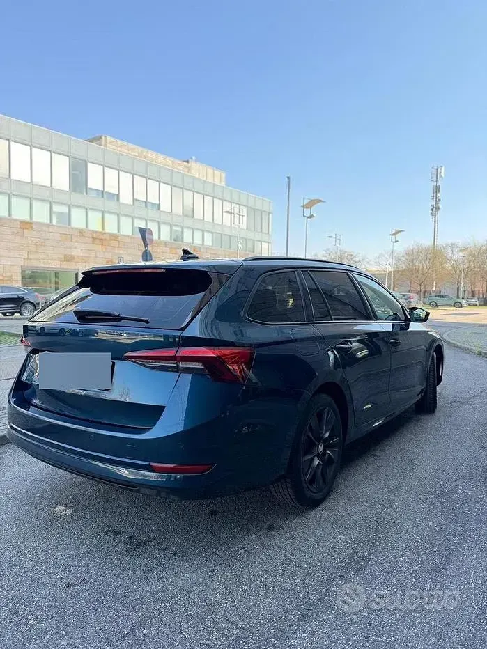 Usata Skoda Octavia G-TEC Ambition 131 CV (96 kW) 2021 Verde Station wagon