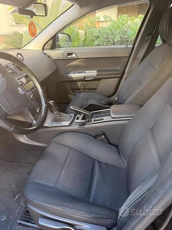 Usata Volvo V50 109 CV (80 kW) 2012 Nero Station wagon