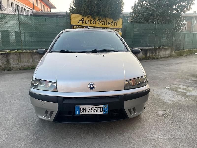 Usata Fiat Punto 2000 Grigio Utilitaria