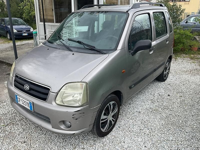 Usata Suzuki Wagon R 2004 Grigio Monovolume