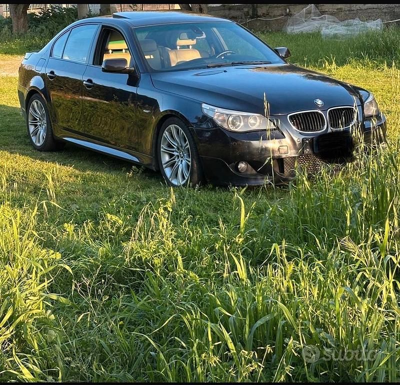 Usata BMW 535 Efficient Dynamics 272 CV (200 kW) 2005 Blu Berlina