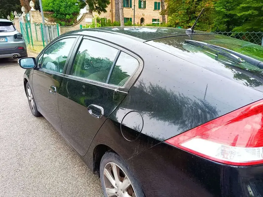 Usata Honda Insight Elegance 88 CV (64 kW) 2009 Nero Utilitaria