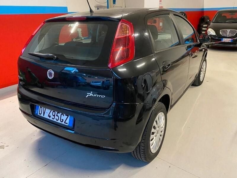 Usata Fiat Grande Punto Active 69 CV (50 kW) 2009 Nero Utilitaria