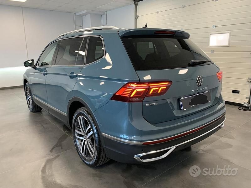 Usata VW Tiguan Elegance 150 CV (110 kW) 2022 Blu SUV