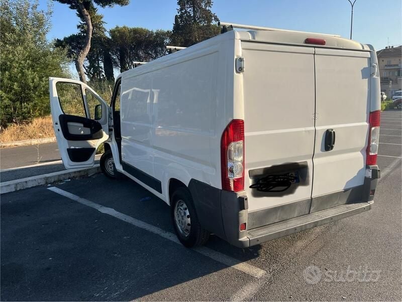 Usata Peugeot Boxer 101 CV (74 kW) 2014 Bianco Furgone