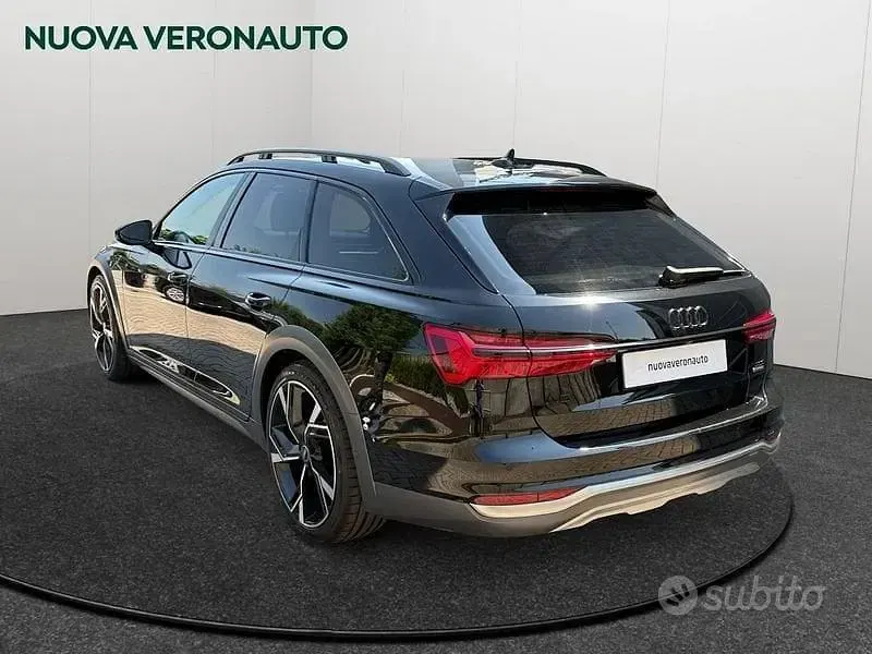Usata Audi A6 Allroad 245 CV (180 kW) 2021 Nero Station wagon