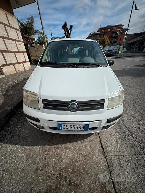 Usata Fiat Panda Dynamic 60 CV (44 kW) 2004 Bianco Utilitaria