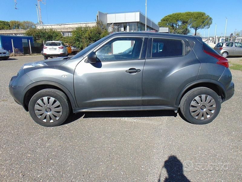 Usata Nissan Juke 110 CV (80 kW) 2012 Grigio SUV