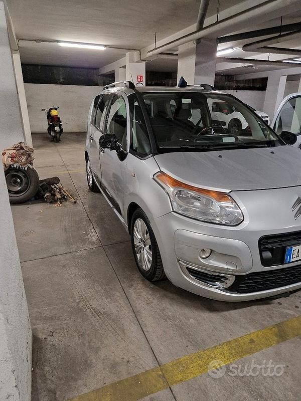 Usata Citroën C3 Picasso 90 CV (66 kW) 2009 Grigio Monovolume