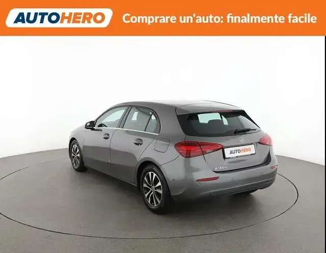 Usata Mercedes A180 Executive 116 CV (85 kW) 2023 Grigio Berlina