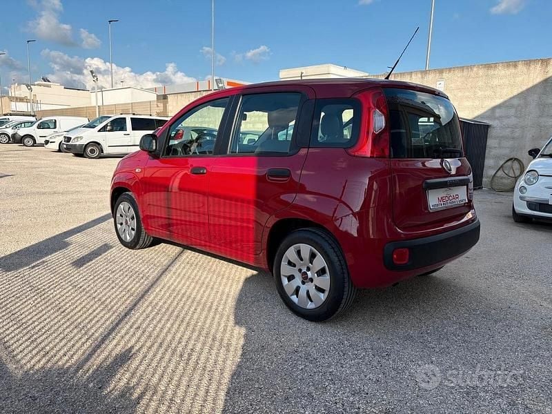 Usata Fiat Panda 69 CV (50 kW) 2015 Rosso Utilitaria