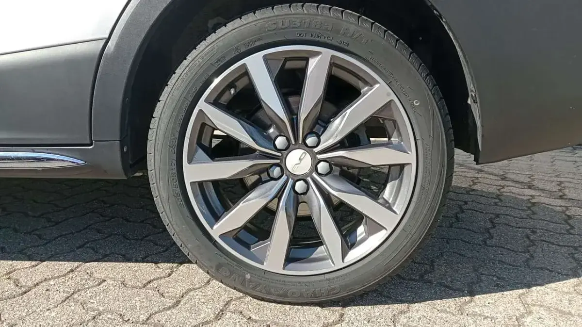 Begagnad EVO Evo 4 106 HK (77 kW) 2023 Silver SUV