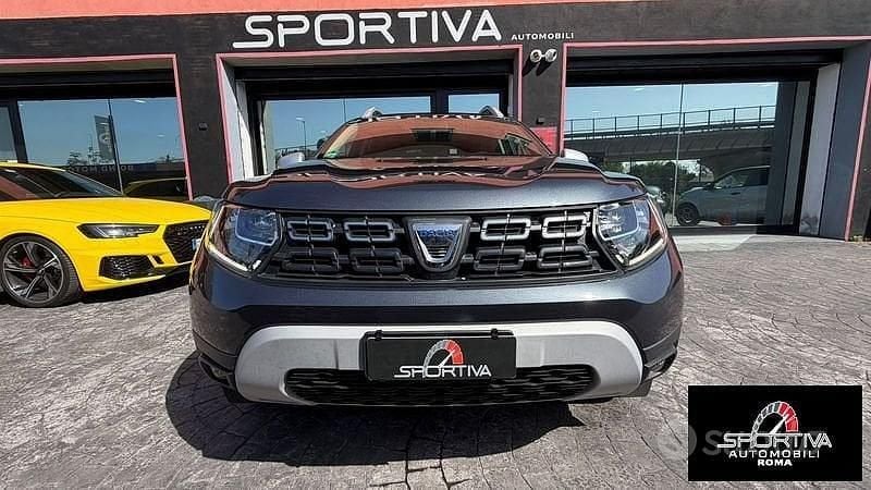 Usata Dacia Duster Prestige 101 CV (74 kW) 2020 Grigio SUV
