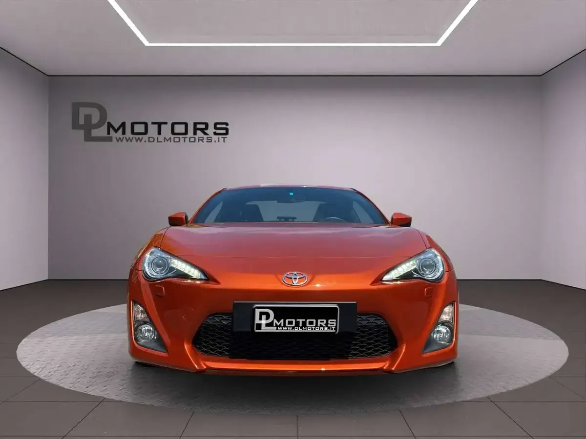 Usata Toyota GT86 Edition 200 CV (147 kW) 2012 Orange limited edition Coupé