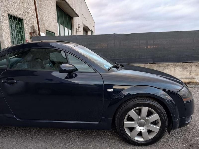 Usata Audi TT Ambiente 179 CV (131 kW) 2003 Blu/azzurro Coupé