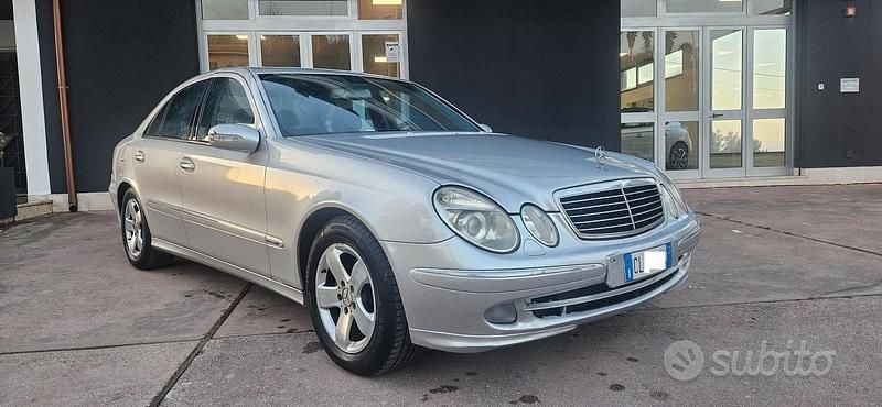 Usata Mercedes E220 2003 Berlina