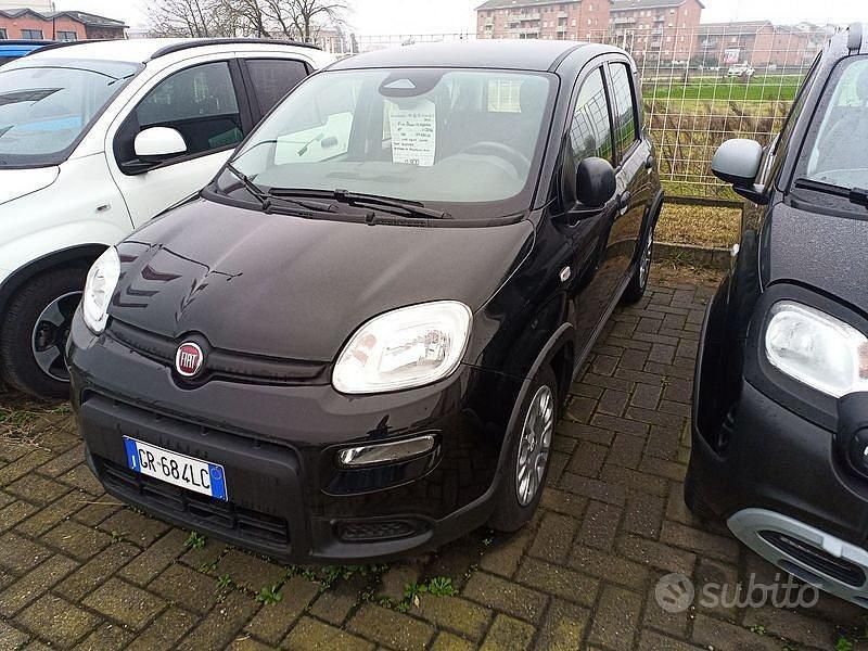 Usata Fiat Panda S 70 CV (51 kW) 2024 Nero Utilitaria
