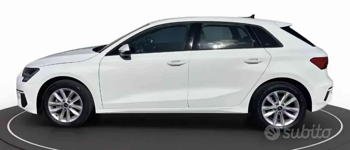 Usata Audi A3 110 CV (80 kW) 2024 Bianco Berlina
