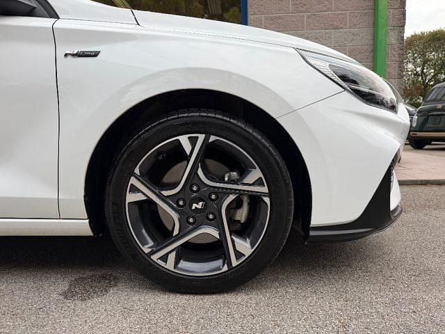 Usata Hyundai i30 N Line 120 CV (88 kW) 2022 Bianco Berlina