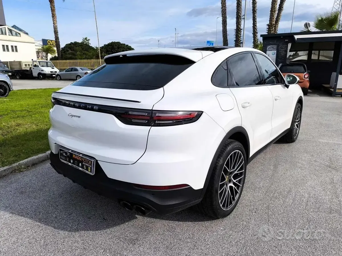 Usata Porsche Cayenne 340 CV (250 kW) 2020 Bianco SUV