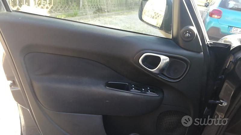 Usata Fiat 500L 95 CV (69 kW) 2016 Grigio Monovolume